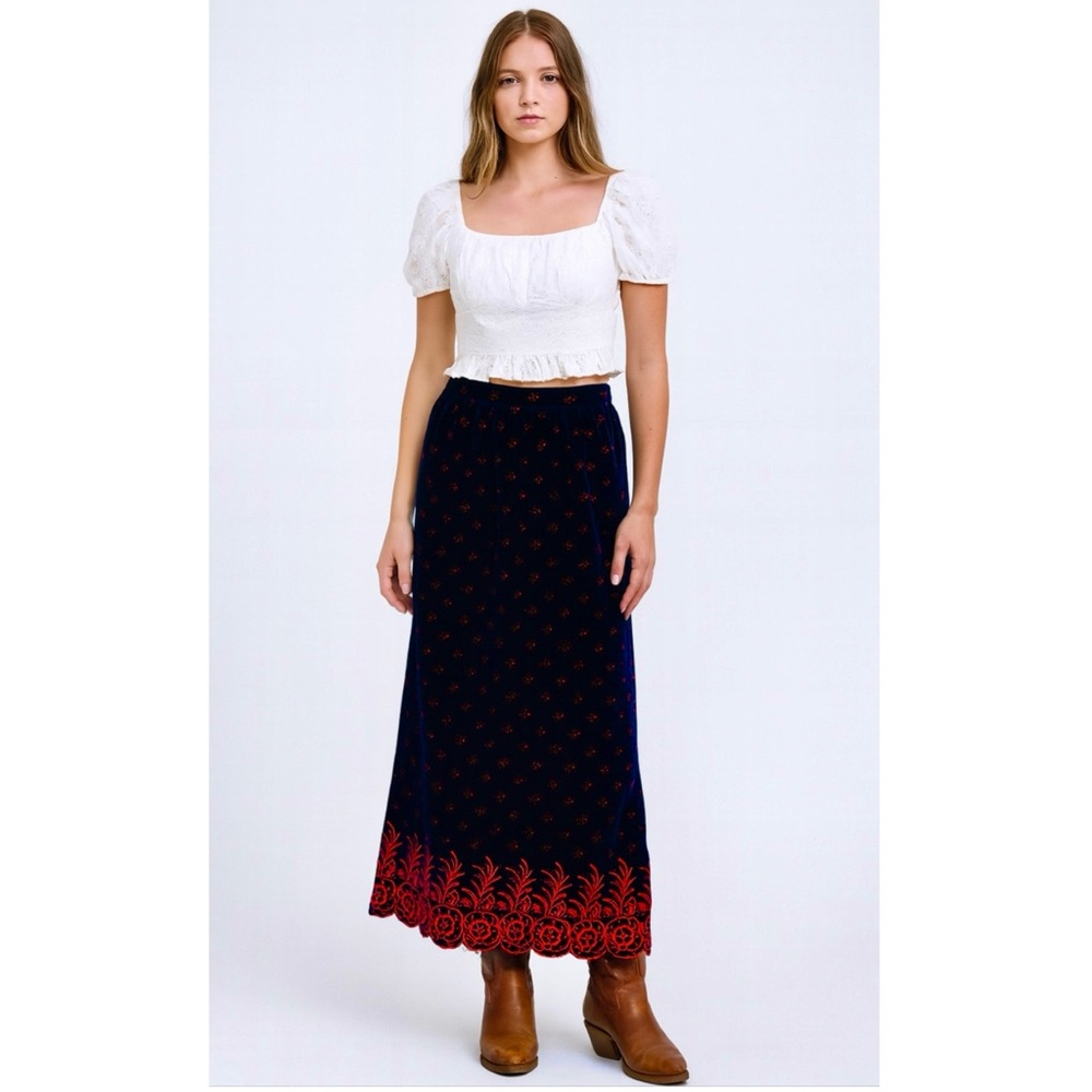 Vintage 70s Navy Velvet Floral Embroidered Eyelet Cottagecore Coquette Skirt XS
